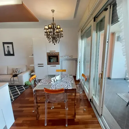 Апартаменты Promenade Luxury View